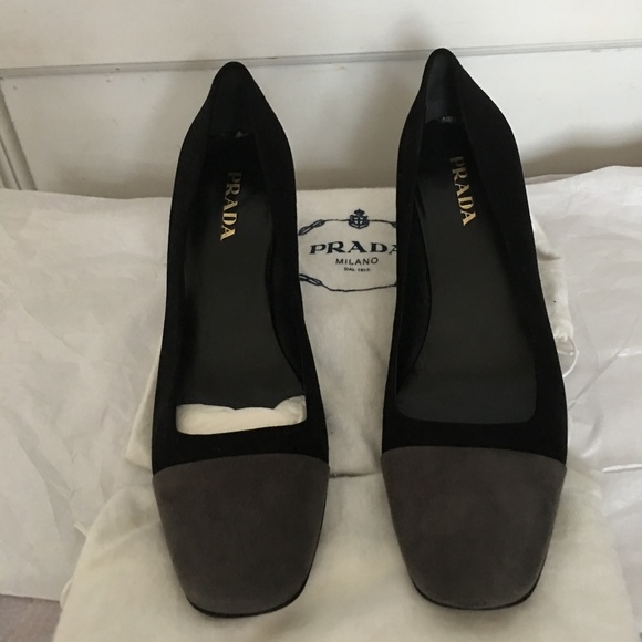 BLACK AND GREY SUEDE PRADA PUMPS PREVIOUSLY LOVED - Picture 2 of 8